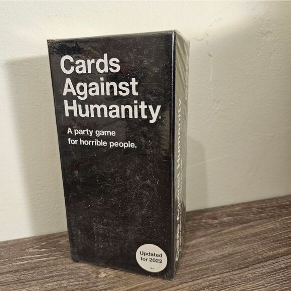 Cards Against Humanity Updated Edition v2.4 NEW!! - Picture 1 of 4